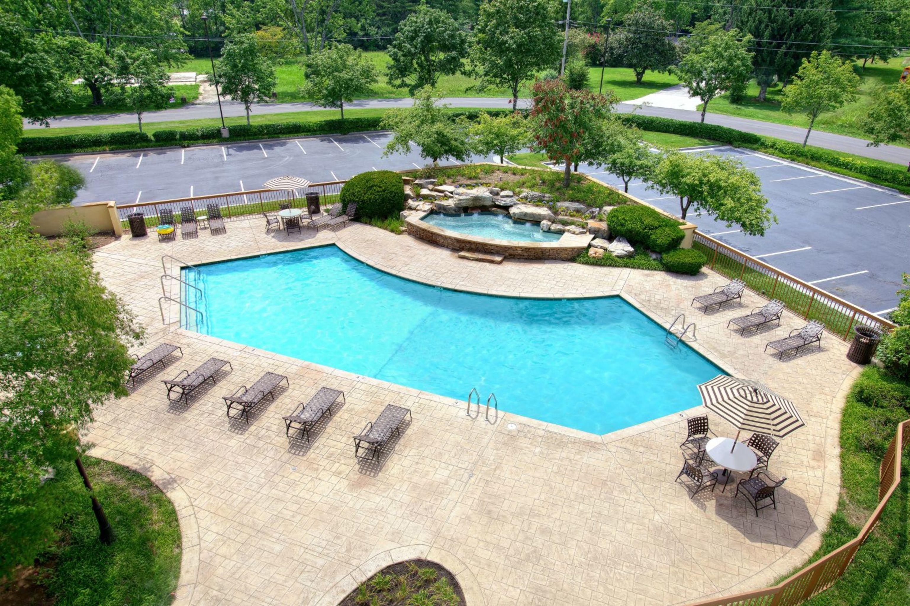 Quality Inn Near The Island פיג'ן פורג' מראה חיצוני תמונה