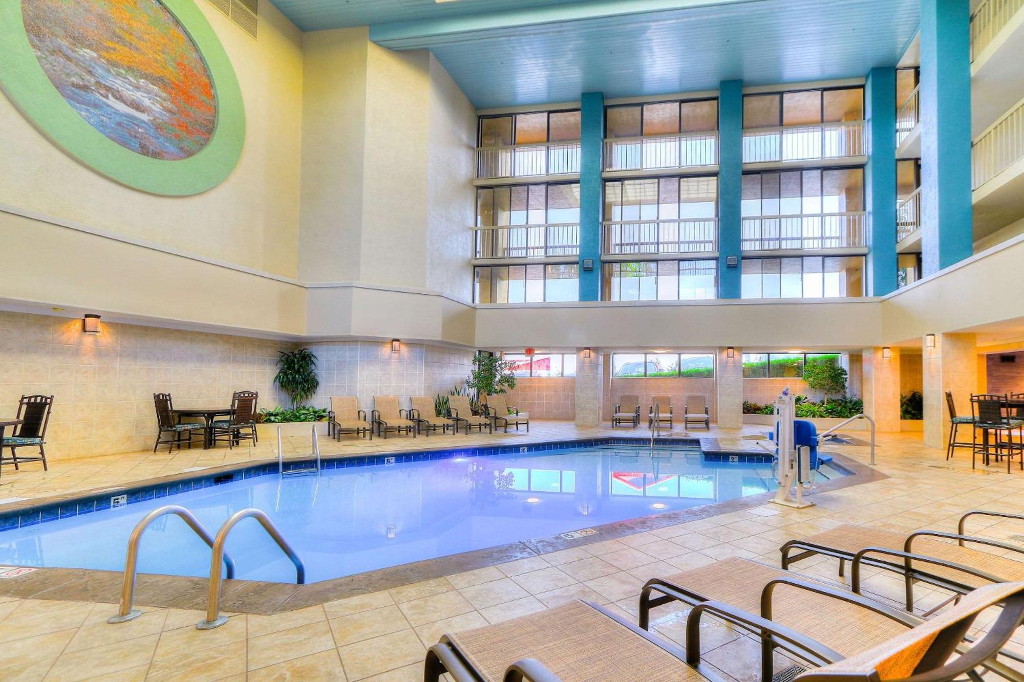 Quality Inn Near The Island פיג'ן פורג' מראה חיצוני תמונה