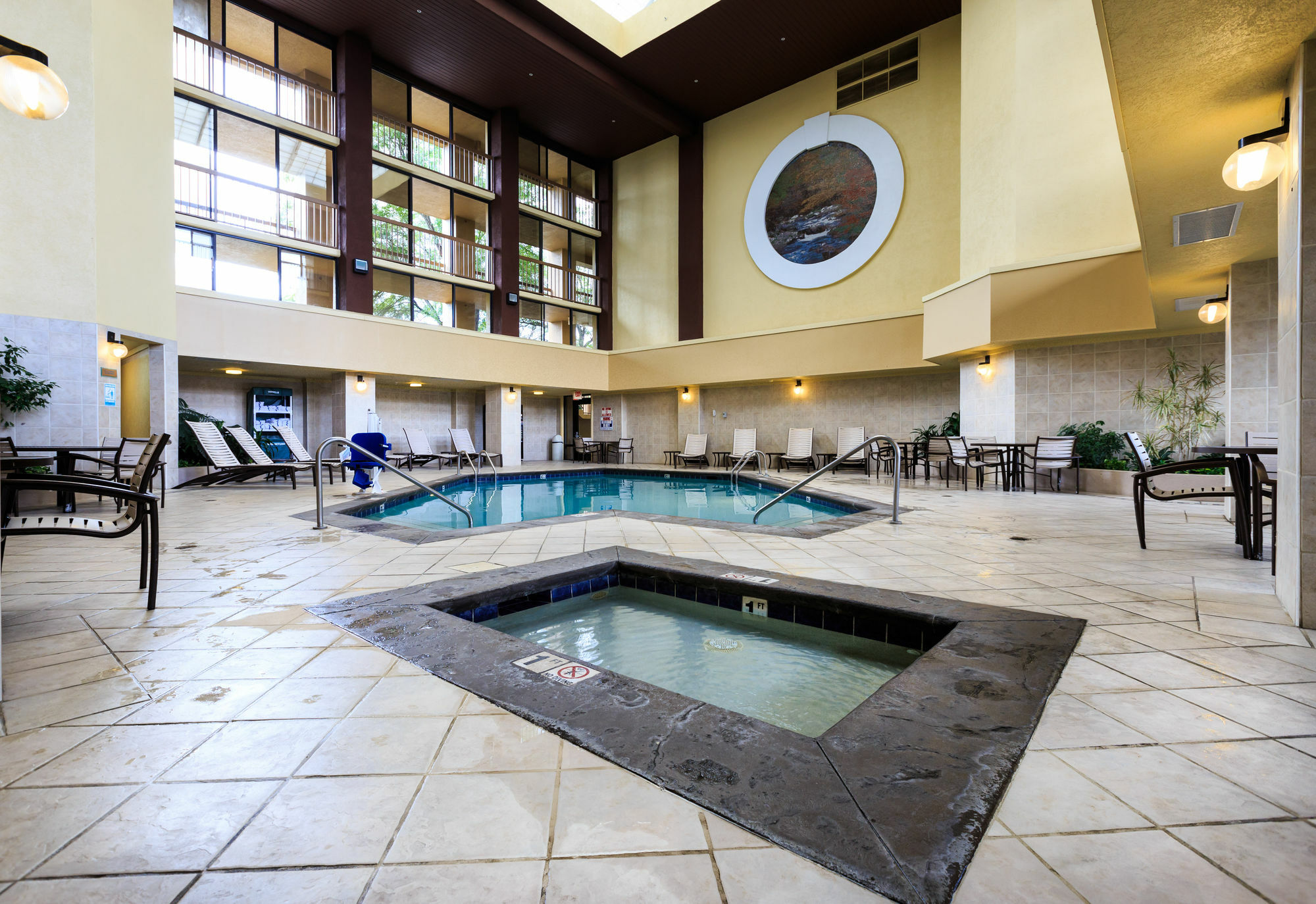 Quality Inn Near The Island פיג'ן פורג' מראה חיצוני תמונה